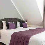 Boutique Hotel Weisses Kreuz - Adult only Hotel